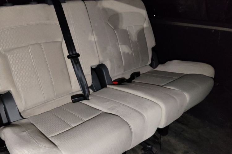 Used FORTHING Lingzhi 2017 Facelifted M3L 1.6L 7-Seater Standard Version Left Rear Seat