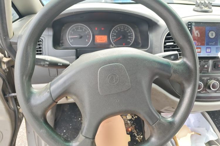 Used FORTHING Lingzhi 2017 V3 1.5L 7-seater Standard Model Steering Wheel