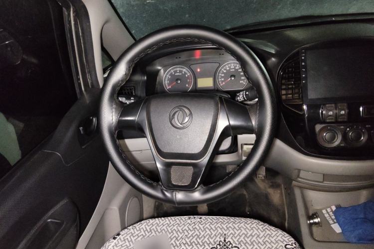 Used FORTHING Lingzhi 2017 Facelifted M3L 1.6L 7-Seater Standard Version Steering Wheel