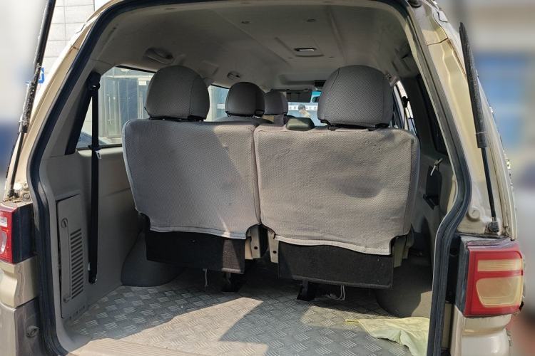 Used FORTHING Lingzhi 2017 Restyled M3L 1.6L 7-Seater Comfort Version Trunk