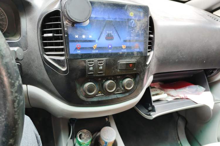 Used FORTHING Lingzhi 2018 V3L 1.6L 2-Seat Logistics Version Audio And AC Panel