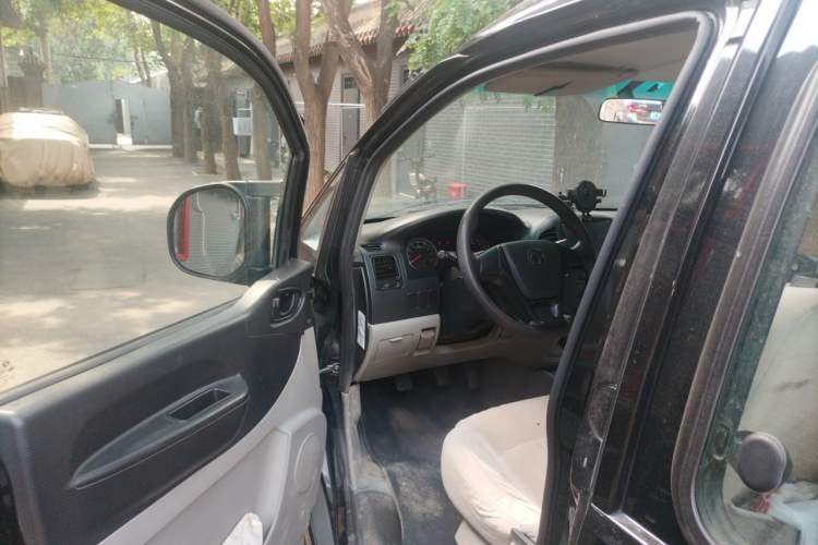 Used FORTHING Lingzhi 2018 M3 1.5L 5-Seat Base Model Driver Seat