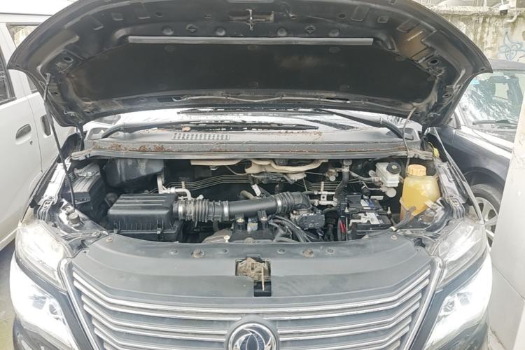 Used FORTHING Lingzhi 2018 M5L 1.6L 7-Seater Luxury Model Engine Bay