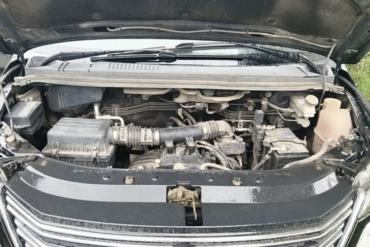 Used FORTHING Lingzhi 2018 M5L 1.6L 7-Seater Luxury Model Engine Bay