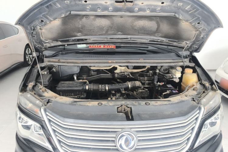 Used FORTHING Lingzhi 2018 M5L 1.6L 7-Seater Comfort Model Engine Bay