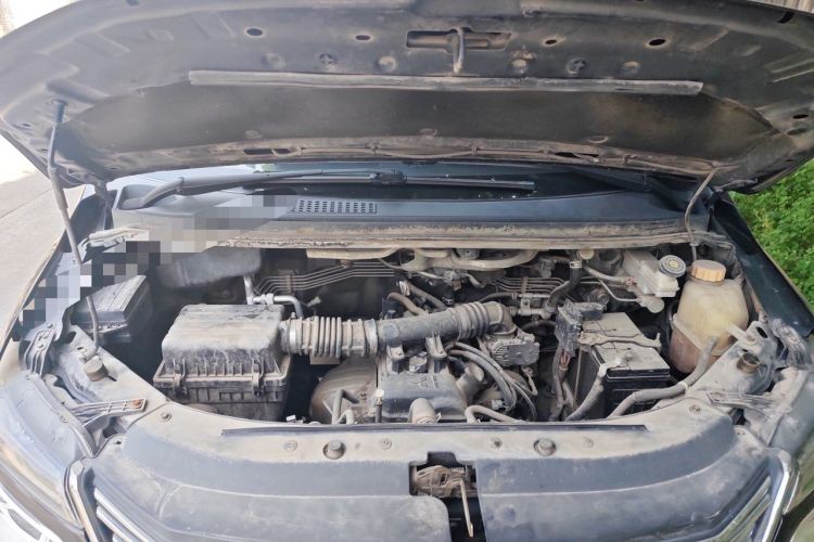 Used FORTHING Lingzhi 2018 M5 1.6L 7-Seater Luxury Model Engine Bay