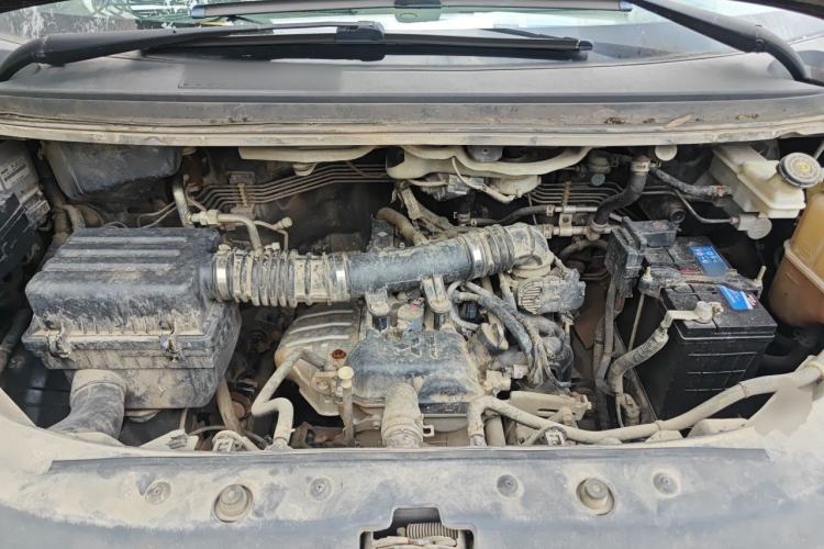 Used FORTHING Lingzhi 2018 M5L 1.6L 7-Seater Luxury Model Engine Bay