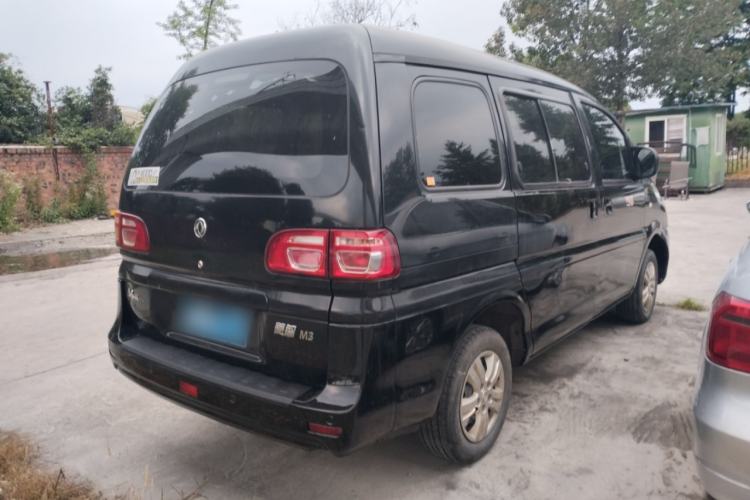 Used FORTHING Lingzhi 2018 M3 1.5L 5-Seat Base Model Exterior 4