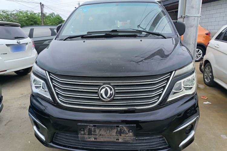 Used FORTHING Lingzhi 2018 M5L 1.6L 7-Seater Luxury Model Front