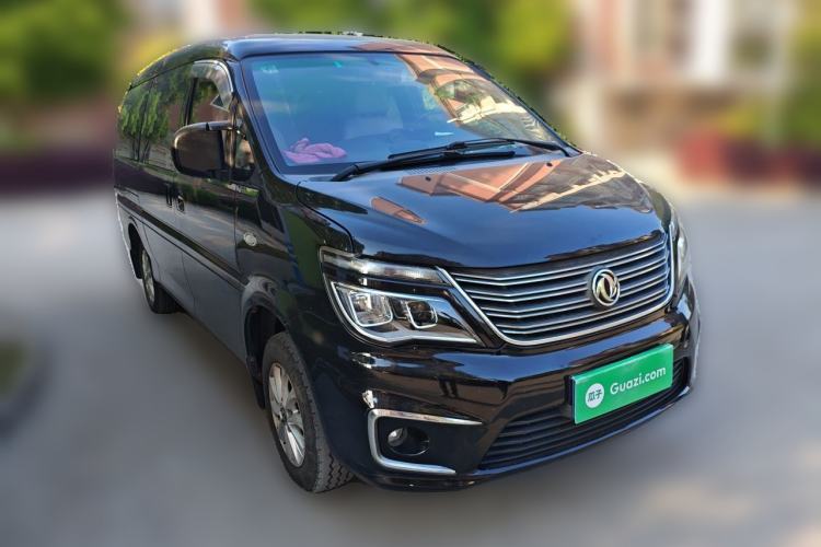 Used FORTHING Lingzhi 2018 M5L 1.6L 7-Seater Luxury Model Front Right 45 Deg