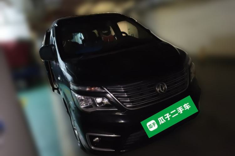 Used FORTHING Lingzhi 2018 M5L 1.6L 7-Seater Luxury Model Front Right 45 Deg