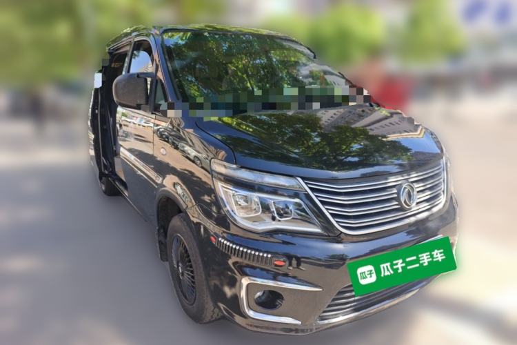 Used FORTHING Lingzhi 2018 M5L 2.0L 9-Seater Comfort Model Front Right 45 Deg