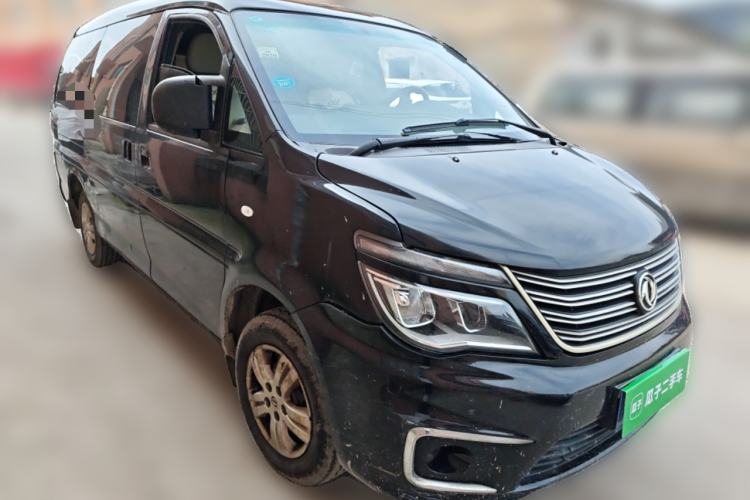 Used FORTHING Lingzhi 2018 M5L 1.6L 7-Seater Comfort Model Front Right 45 Deg