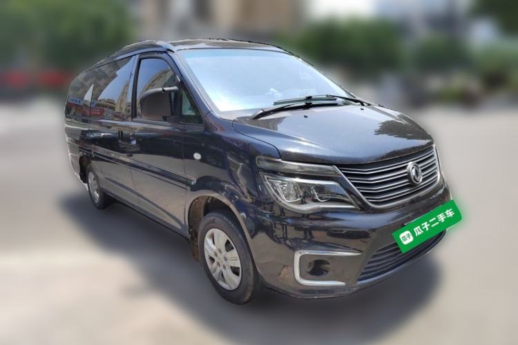 Used FORTHING Lingzhi 2018 M5L 1.6L 7-Seater Comfort Model Front Right 45 Deg