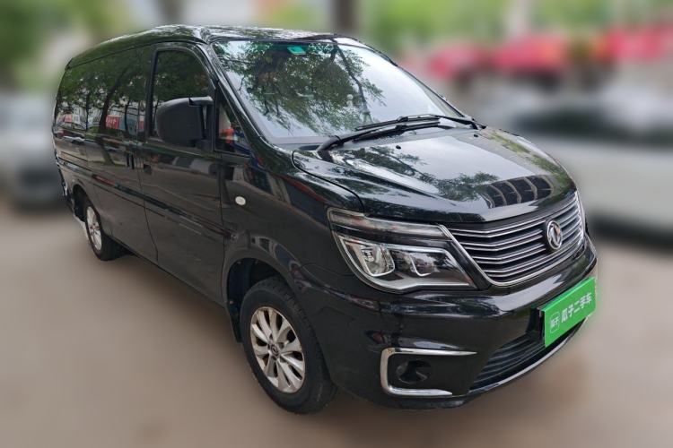 Used FORTHING Lingzhi 2018 M5L 1.6L 7-Seater Luxury Model Front Right 45 Deg