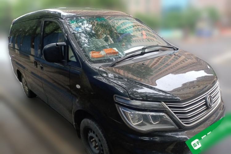 Used FORTHING Lingzhi 2018 M5 1.6L 7-Seater Comfort Model Front Right 45 Deg