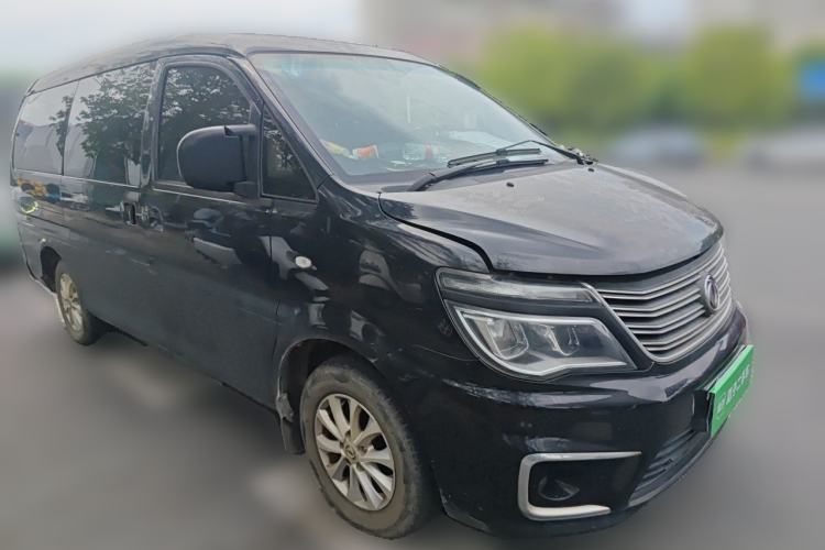 Used FORTHING Lingzhi 2018 M5L 1.6L 7-Seater Luxury Model Front Right 45 Deg