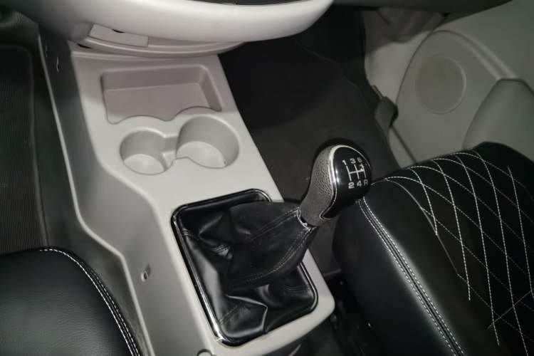 Used FORTHING Lingzhi 2018 V3L 1.6L 2-Seat Logistics Version Gear Lever