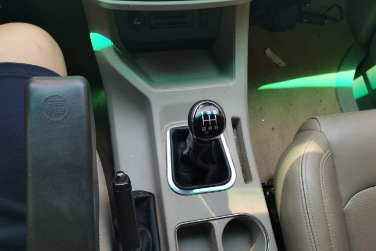 Used FORTHING Lingzhi 2018 M5L 1.6L 7-Seater Luxury Model Gear Lever