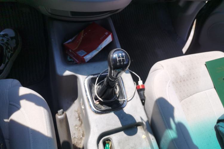 Used FORTHING Lingzhi 2018 M3 1.5L 5-Seat Base Model Gear Lever