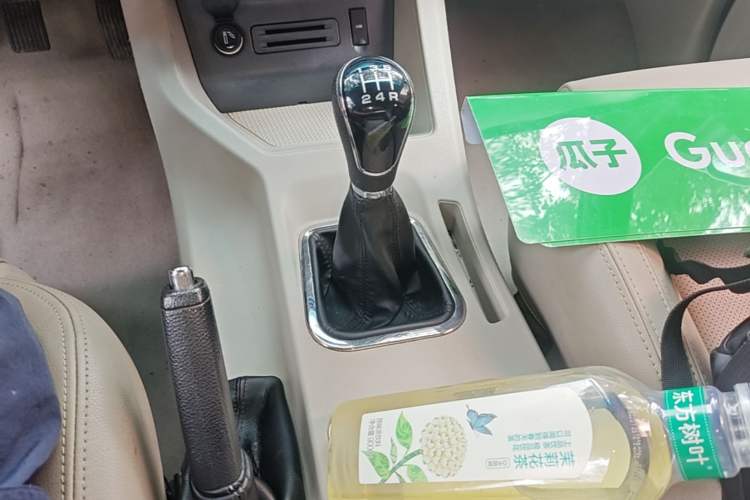 Used FORTHING Lingzhi 2018 M5L 1.6L 7-Seater Luxury Model Gear Lever