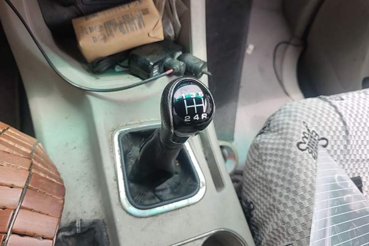 Used FORTHING Lingzhi 2018 M5L 1.6L 7-Seater Luxury Model Gear Lever