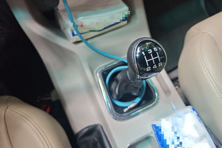 Used FORTHING Lingzhi 2018 M5L 1.6L 9-Seater Comfort Model Gear Lever