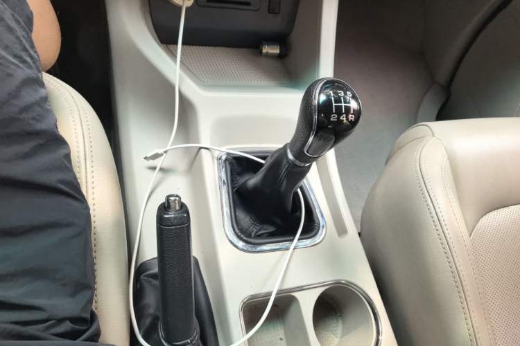Used FORTHING Lingzhi 2018 M5L 1.6L 7-Seater Luxury Model Gear Lever