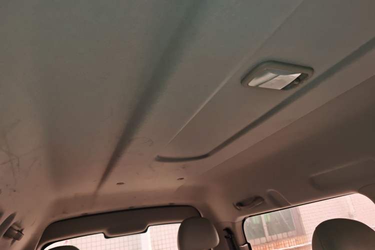 Used FORTHING Lingzhi 2018 M5L 1.6L 7-Seater Luxury Model Headliner