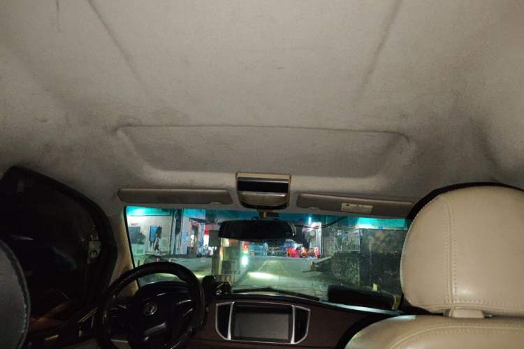 Used FORTHING Lingzhi 2018 M5 1.6L 7-Seater Comfort Model Headliner