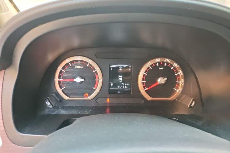 Used FORTHING Lingzhi 2018 M5L 1.6L 7-Seater Luxury Model Instrument Cluster