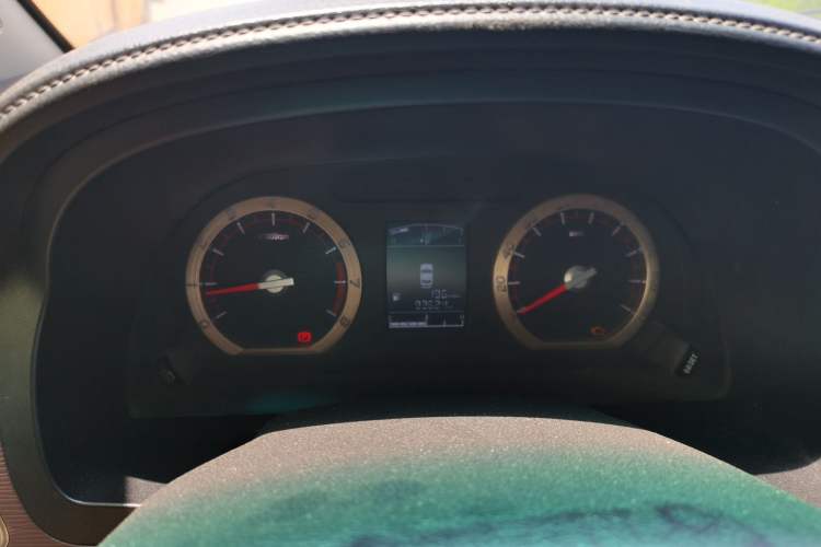 Used FORTHING Lingzhi 2018 M5L 1.6L 7-Seater Luxury Model Instrument Cluster