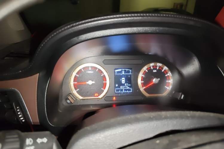 Used FORTHING Lingzhi 2018 M5L 1.6L 7-Seater Luxury Model Instrument Cluster
