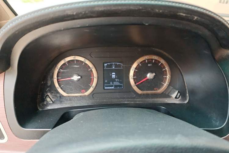 Used FORTHING Lingzhi 2018 M5L 1.6L 7-Seater Comfort Model Instrument Cluster