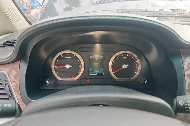 Used FORTHING Lingzhi 2018 M5L 1.6L 7-Seater Luxury Model Instrument Cluster