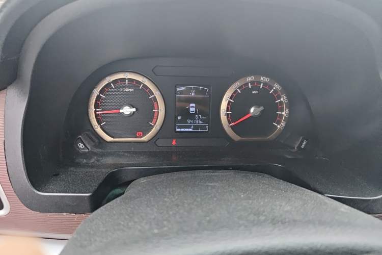 Used FORTHING Lingzhi 2018 M5L 2.0L 7-Seater Comfort Model Instrument Cluster
