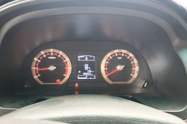 Used FORTHING Lingzhi 2018 M5L 1.6L 7-Seater Luxury Model Instrument Cluster
