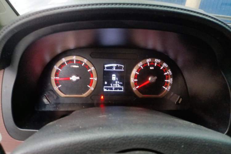 Used FORTHING Lingzhi 2018 M5 1.6L 7-Seater Comfort Model Instrument Cluster