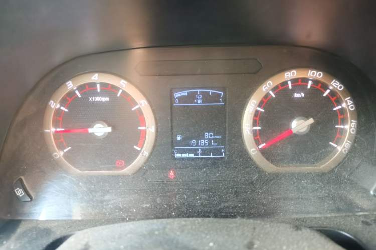 Used FORTHING Lingzhi 2018 M5L 1.6L 7-Seater Luxury Model Instrument Cluster
