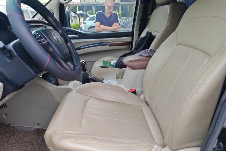 Used FORTHING Lingzhi 2018 M5 1.6L 7-Seater Luxury Model Left Front Seat