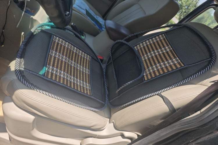 Used FORTHING Lingzhi 2018 M5L 1.6L 7-Seater Luxury Model Left Front Seat