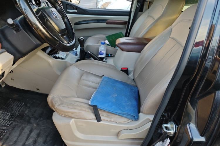 Used FORTHING Lingzhi 2018 M5L 1.6L 7-Seater Luxury Model Left Front Seat
