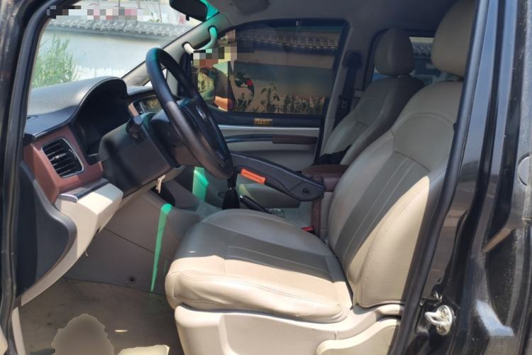 Used FORTHING Lingzhi 2018 M5L 1.6L 7-Seater Luxury Model Left Front Seat