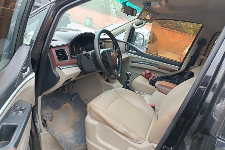 Used FORTHING Lingzhi 2018 M5L 1.6L 7-Seater Luxury Model Left Front Seat