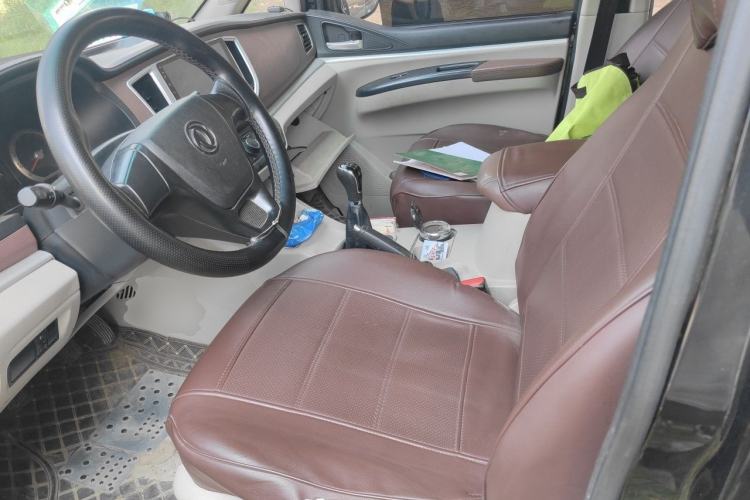 Used FORTHING Lingzhi 2018 M5L 1.6L 7-Seater Comfort Model Left Front Seat