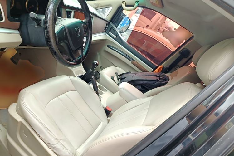 Used FORTHING Lingzhi 2018 M5 1.6L 7-Seater Comfort Model Left Front Seat