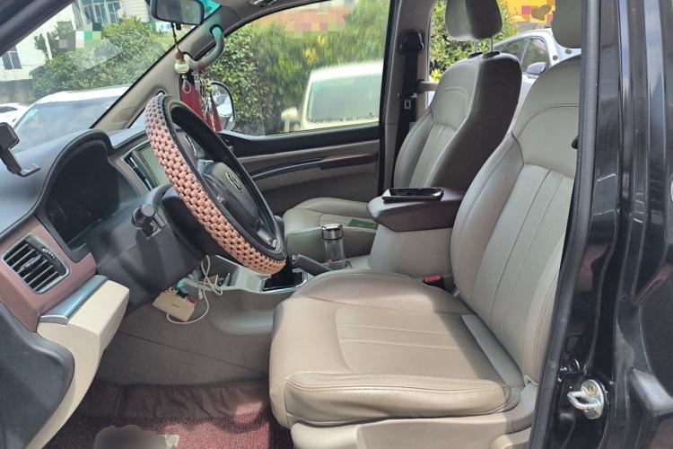 Used FORTHING Lingzhi 2018 M5L 1.6L 7-Seater Luxury Model Left Front Seat