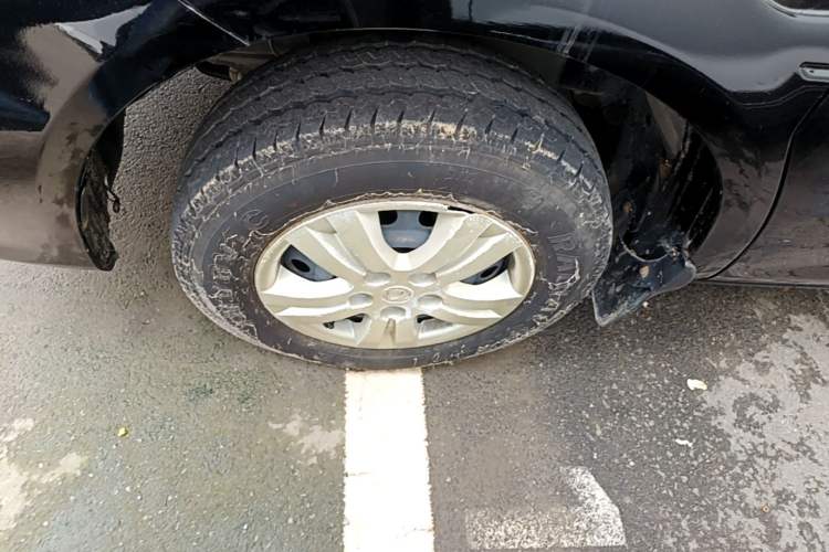 Used FORTHING Lingzhi 2018 M5 1.6L 7-Seater Comfort Model Left Front Wheel Hub
