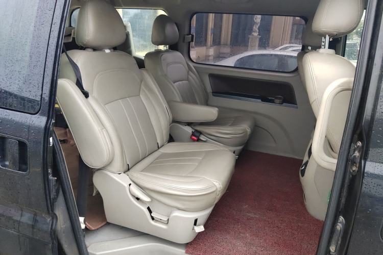 Used FORTHING Lingzhi 2018 M5L 1.6L 7-Seater Luxury Model Left Rear Seat