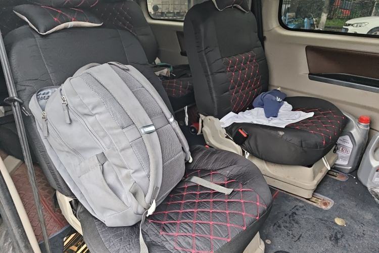 Used FORTHING Lingzhi 2018 M5L 2.0L 7-Seater Comfort Model Left Rear Seat